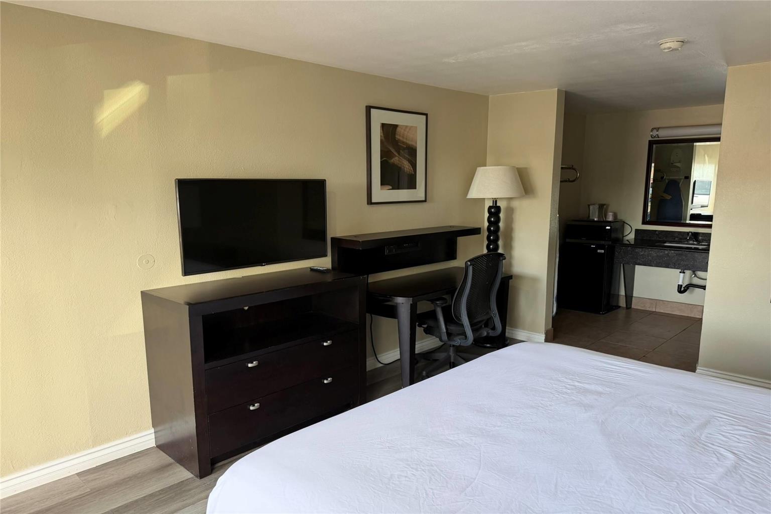 Travelodge by Wyndham Hemet CA - photo 23
