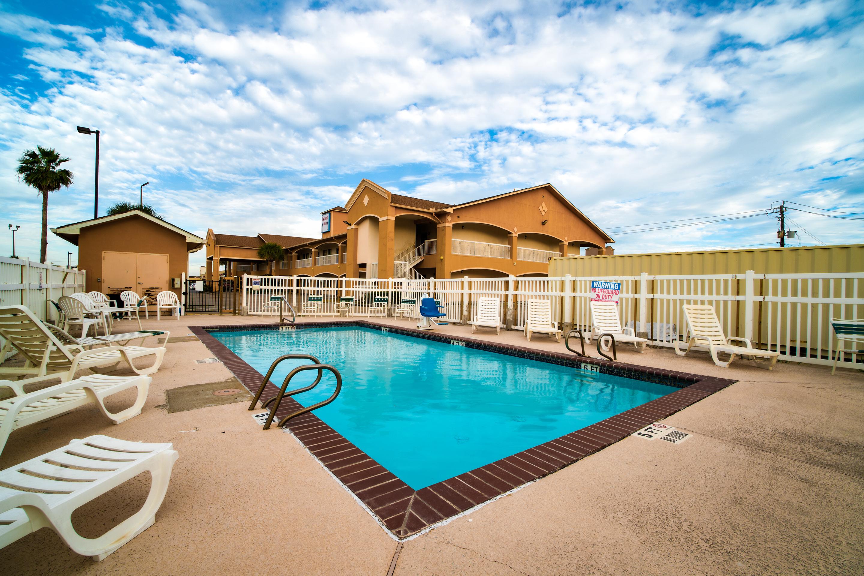 Motel 6 Galveston Seawall - photo 3