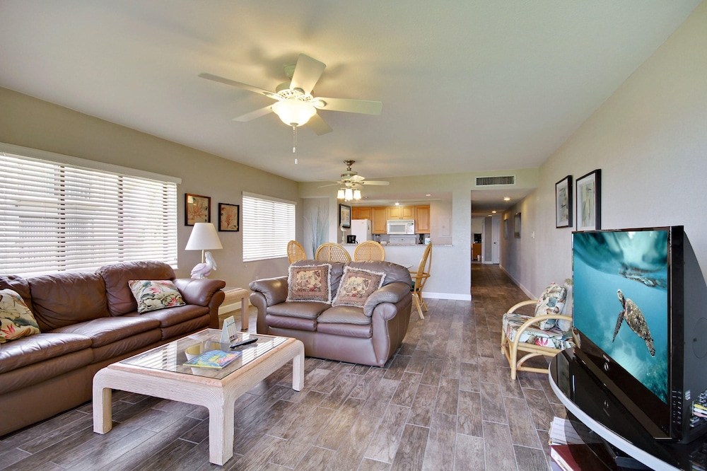 Land's End 8 306 Beach Front Premier - photo 9