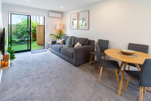 Central Convenience Stroll to Bars and Eateries — 4-Star Luxury Hotel in Christchurch, New Zealand