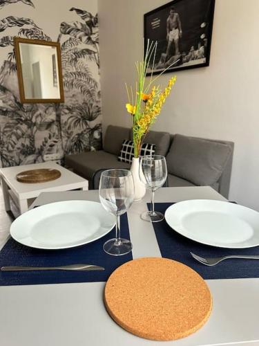 L Audacieux T2 Proche Gare Rer E — hotel in Villemomble