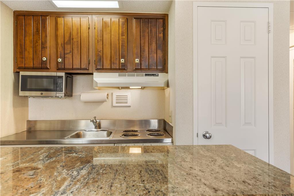 Best Western PLUS Morristown Inn Florham Park - photo 9