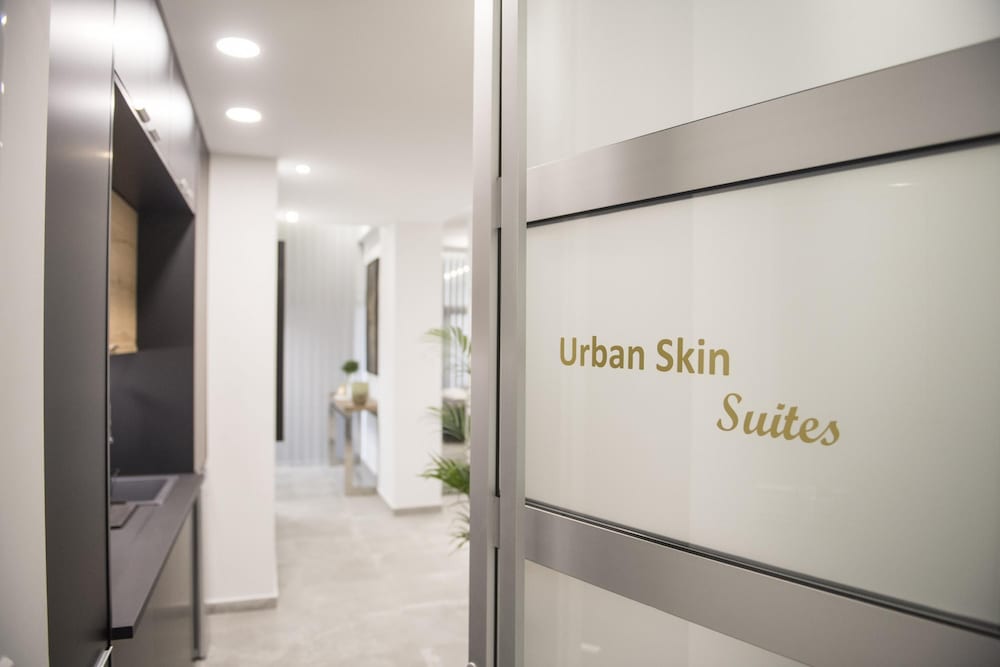 96 Nic2 Stay Urban Skin Suite