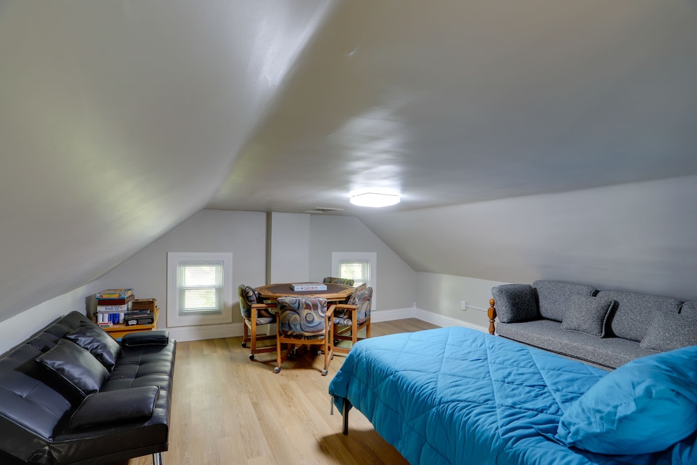 Welcoming Port Clinton Vacation Rental - photo 4