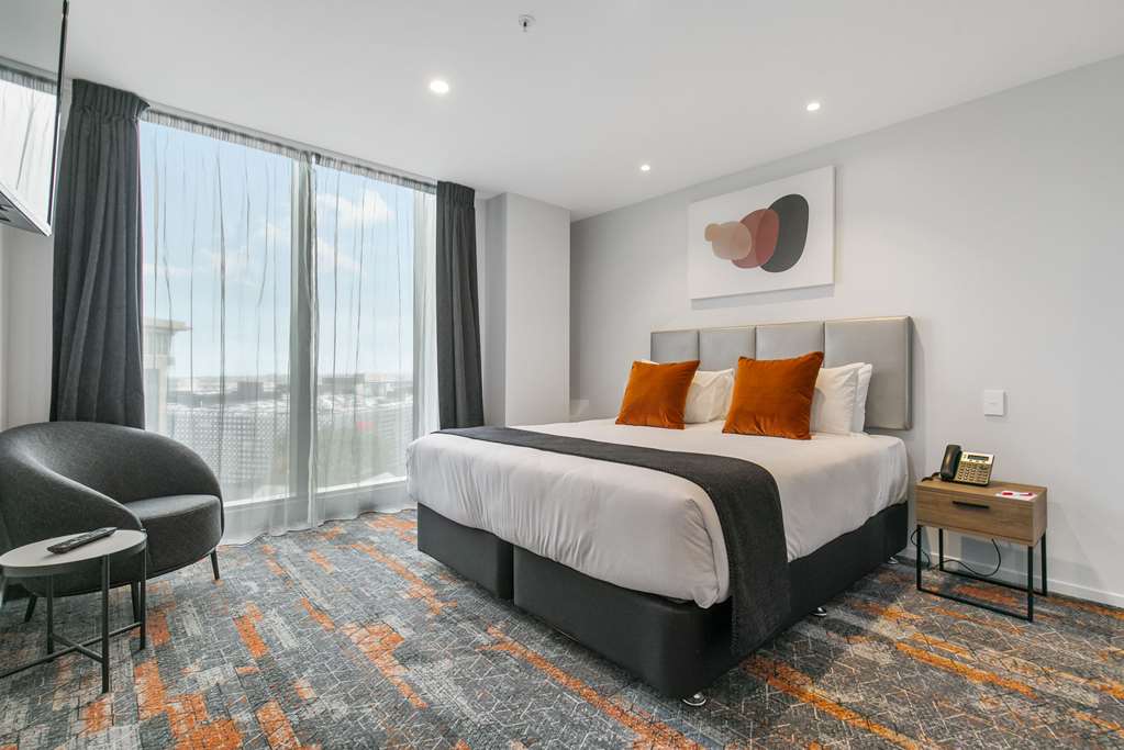 Ramada by Wyndham Newmarket Auckland — 4-Star Luxury Hotel in Auckland, New Zealand