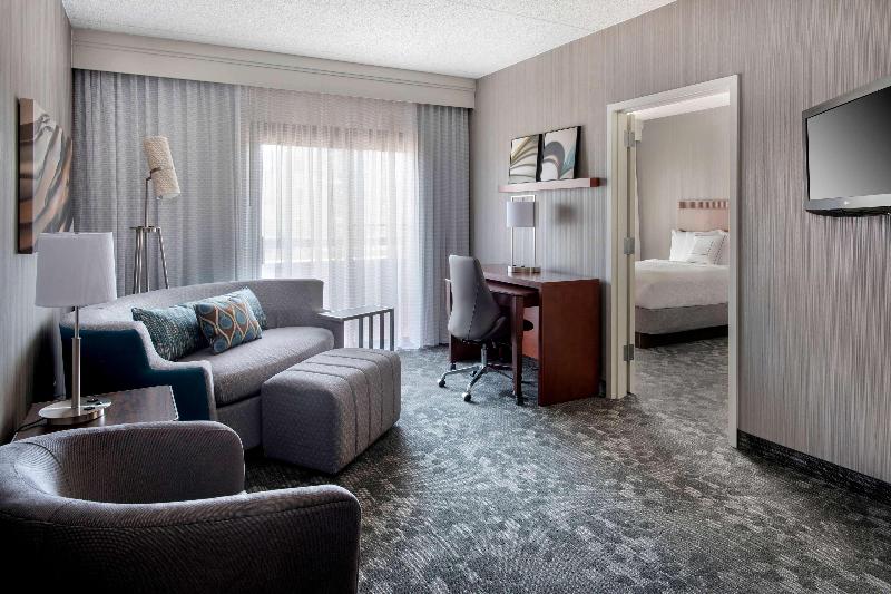 Sonesta Select Boston Stoughton - photo 30