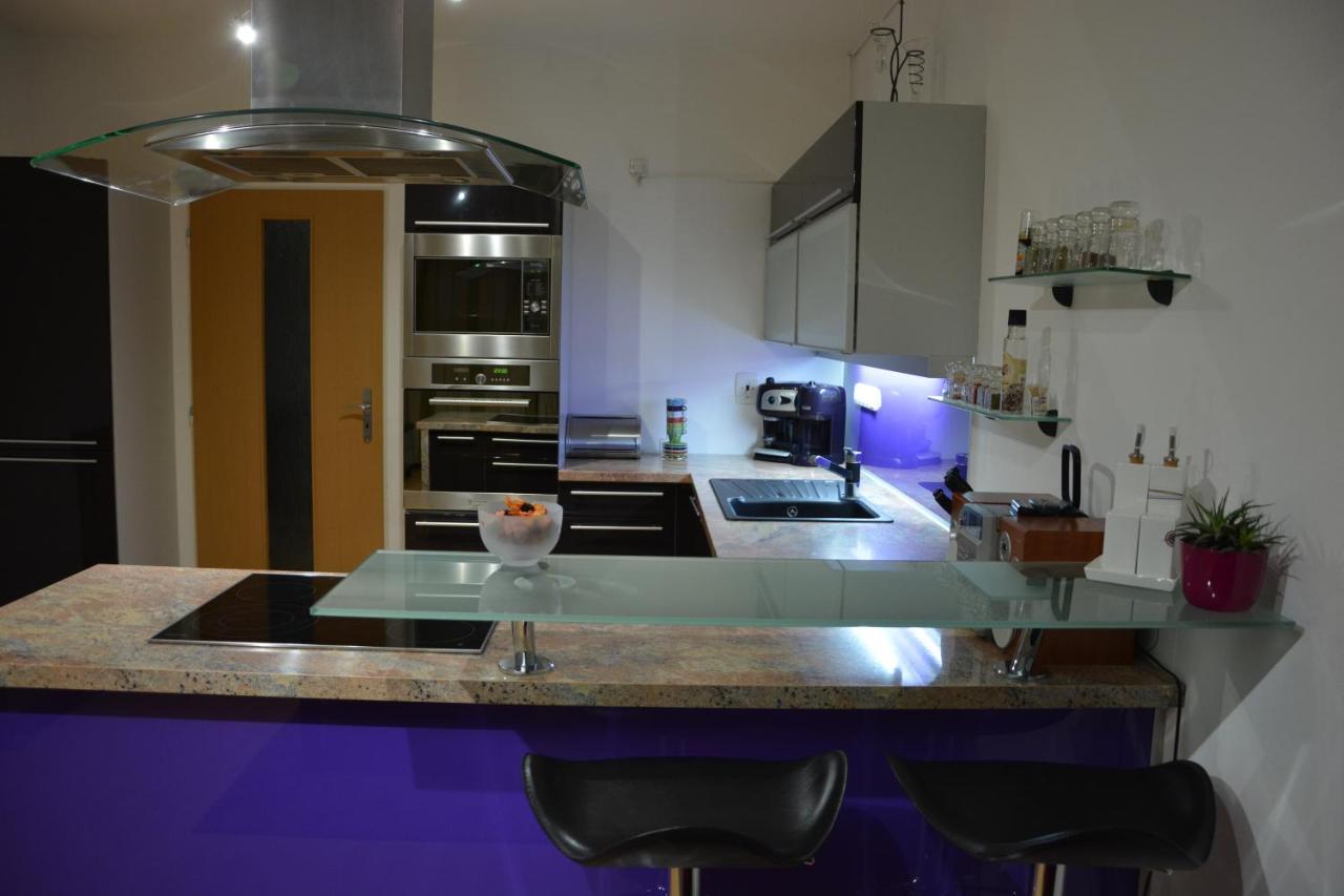 Apartmán Zderadova — 4-Star Luxury Hotel in Brno, Czech Republic
