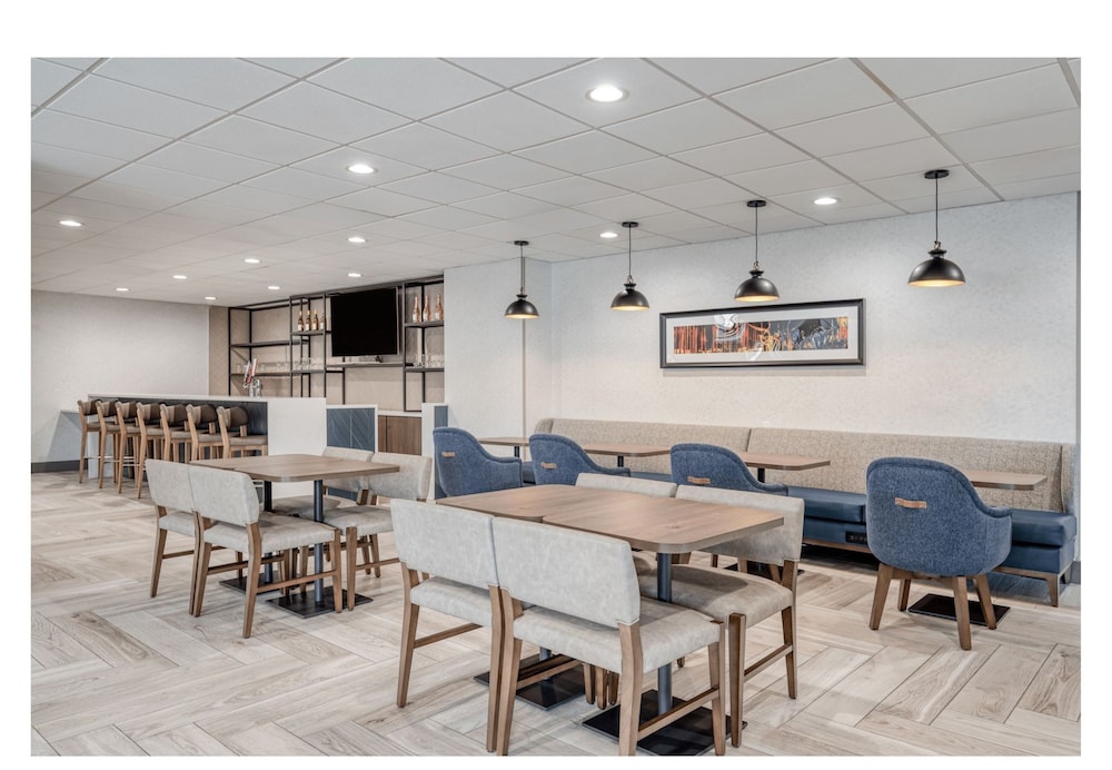 Holiday Inn Express Federal Way Seattle South by IHG - photo 46