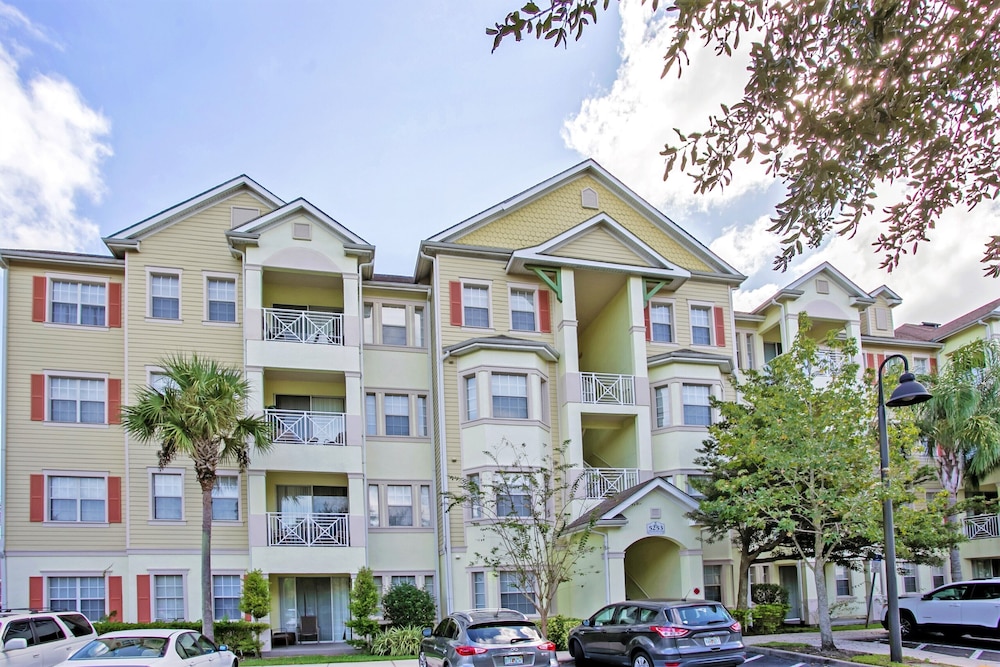 Crane Island Loop Home Near Disney — 4-Star Luxury Hotel in Kissimmee, United States