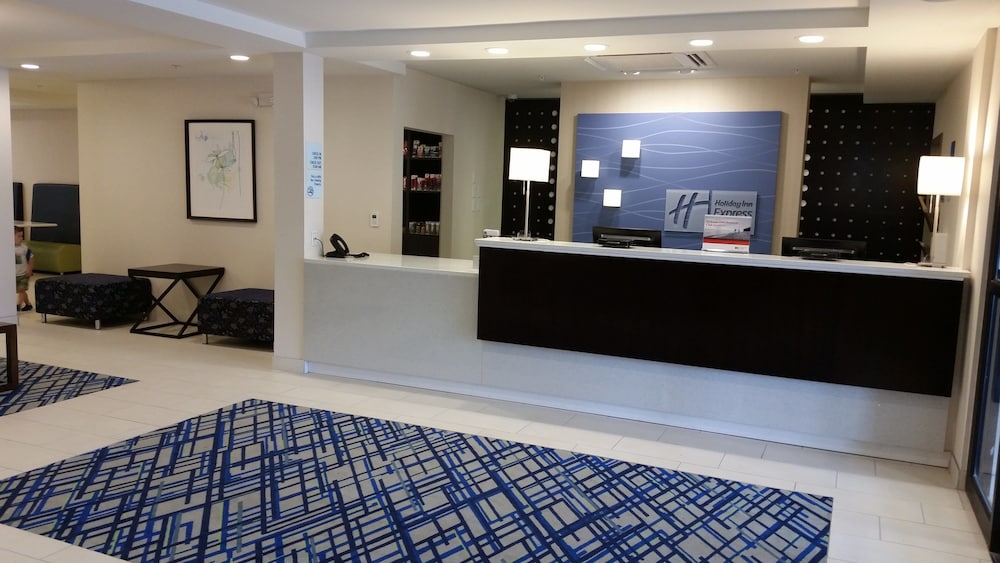 Holiday Inn Express & Suites West Ocean City by IHG - photo 36