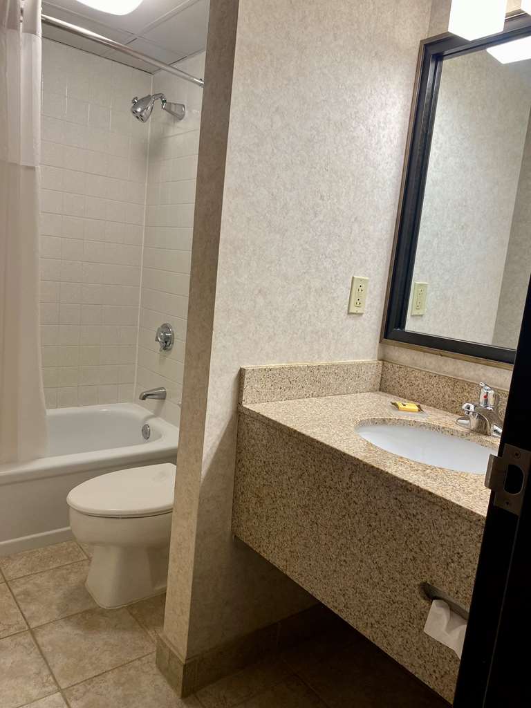 Best Western Plus Kelly Inn - photo 47