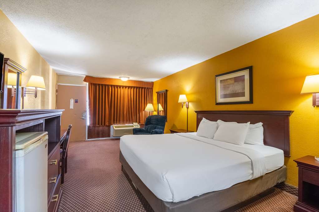 Americas Best Value Inn Elk City - photo 11