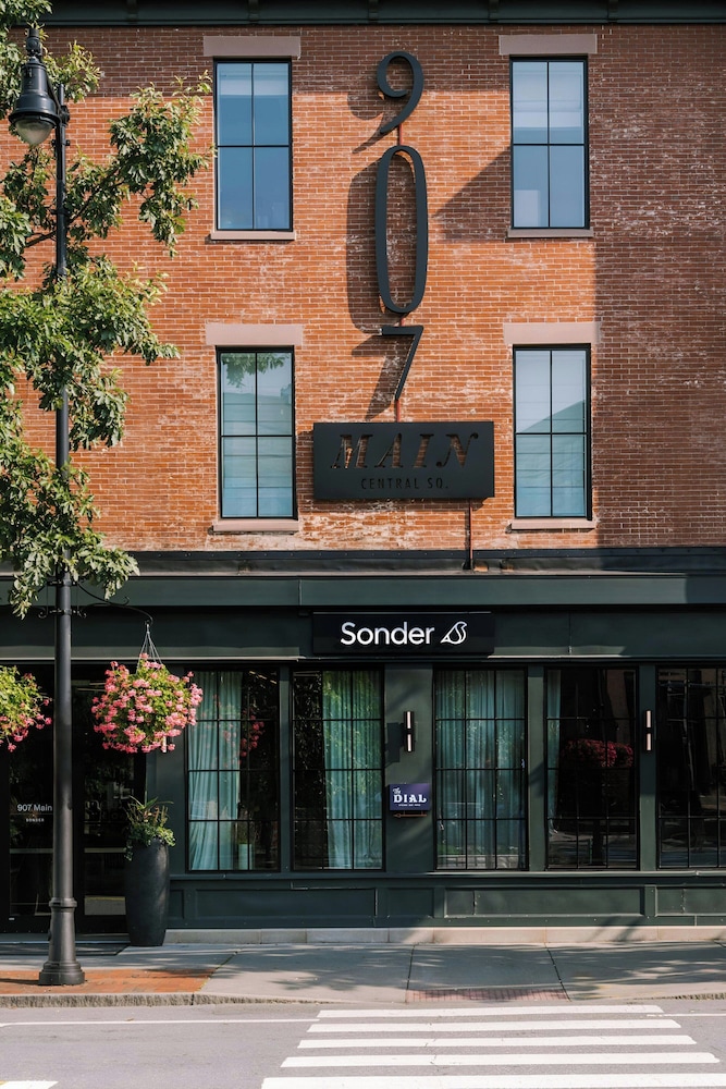 Lark Hotels 907 Main - photo 38