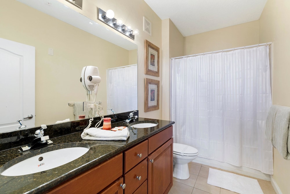 Villa Heil Cane Island Resort - photo 14