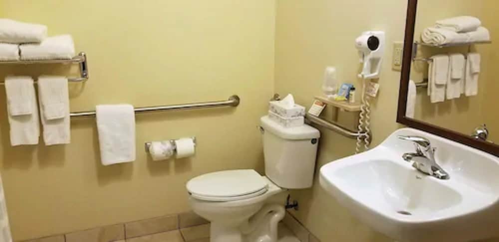 Candlewood Suites Springfield by IHG - photo 14