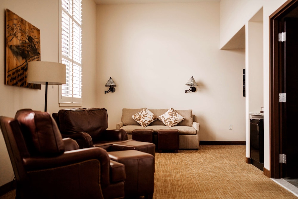 Tailwater Lodge Altmar Tapestry Collection by Hilton - photo 39