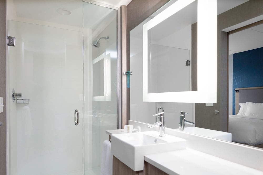 SpringHill Suites by Marriott Durham City View - photo 14