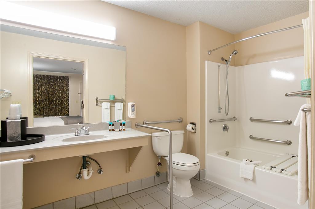 Americas Best Value Inn Rome - photo 22