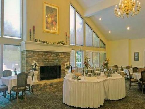 Rime Garden Inn & Suites - photo 16