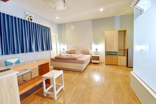 97 Merryland Apartments Hotel — Chachoengsao