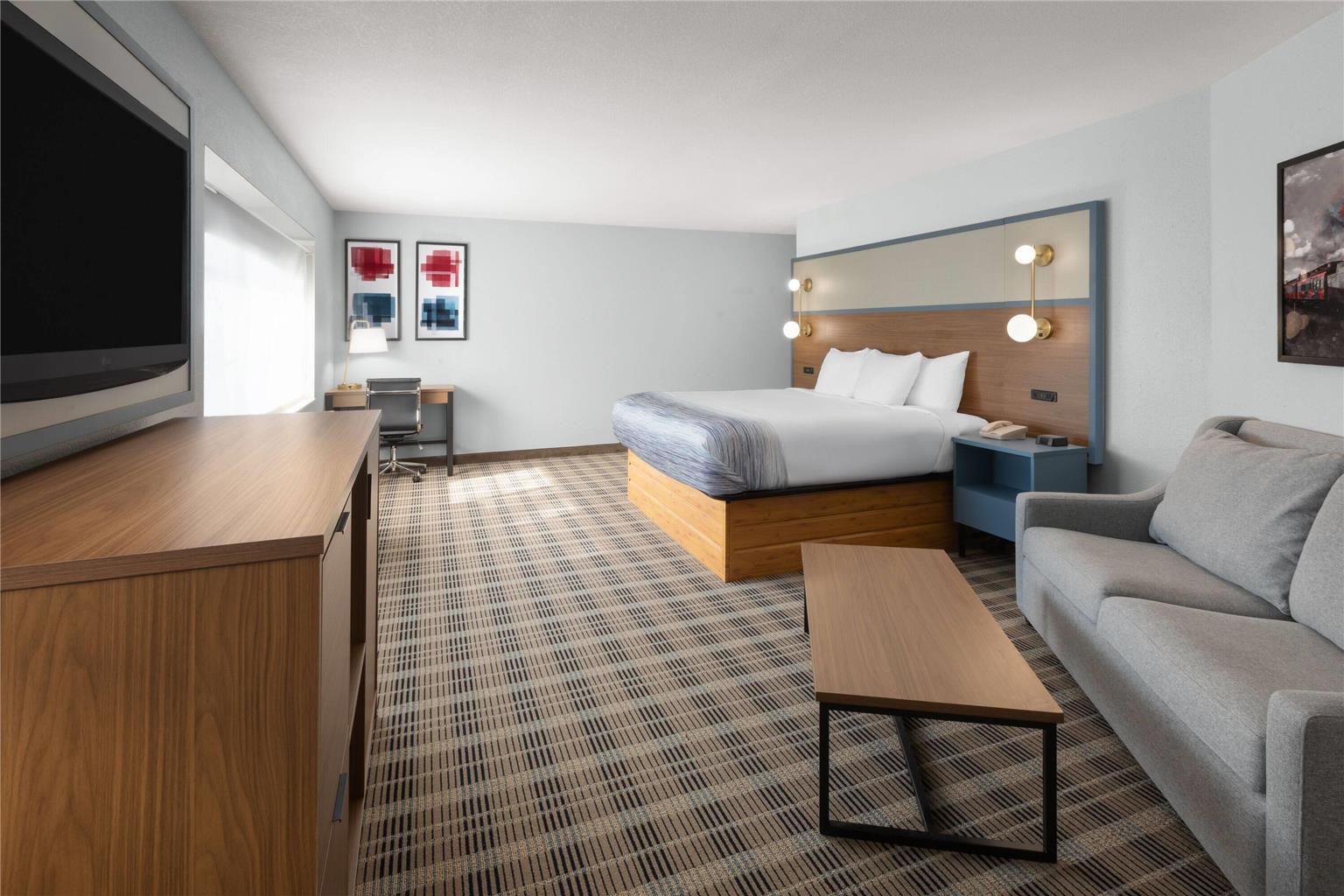 AmericInn by Wyndham Douglas Saugatuck - photo 26