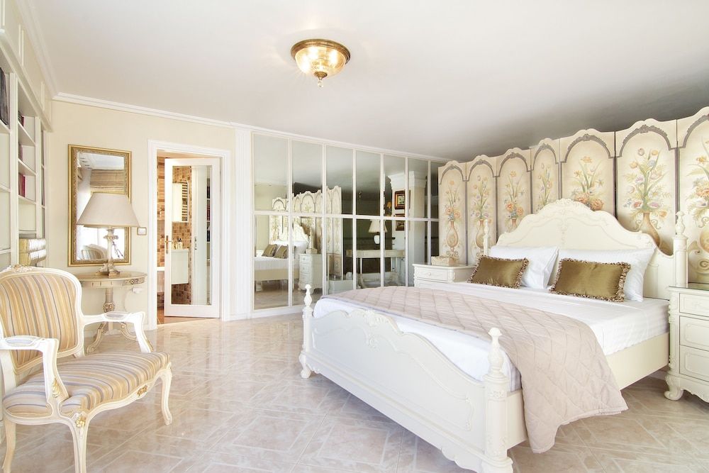 Royal Riviera Residence — 4-Star Luxury Hotel in Voula, Greece