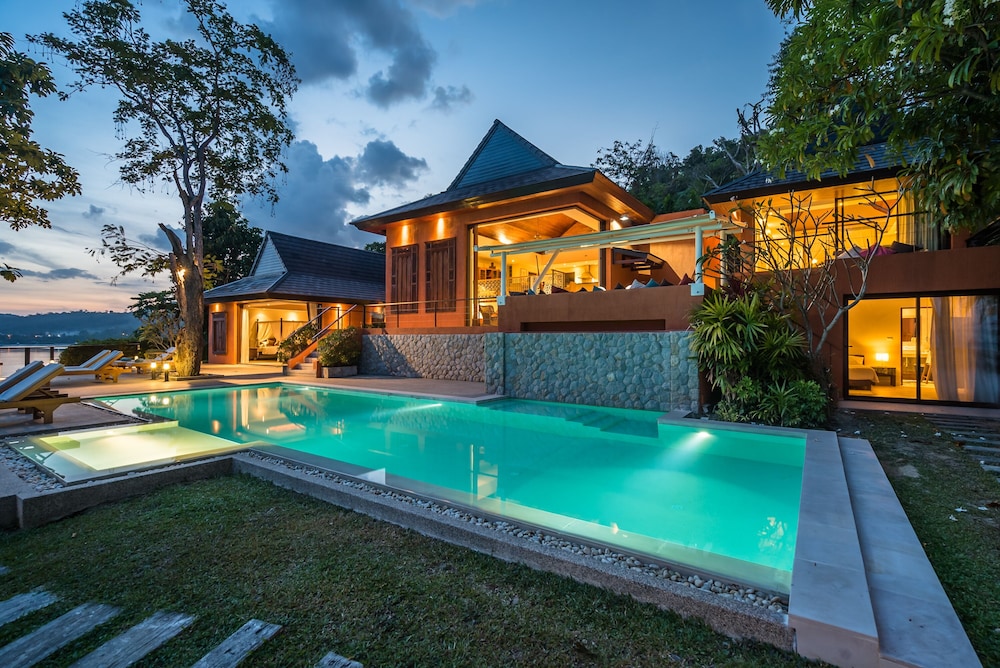 Nam Bo villa by Lofty — 4-Star Luxury Hotel in Wichit, Thailand