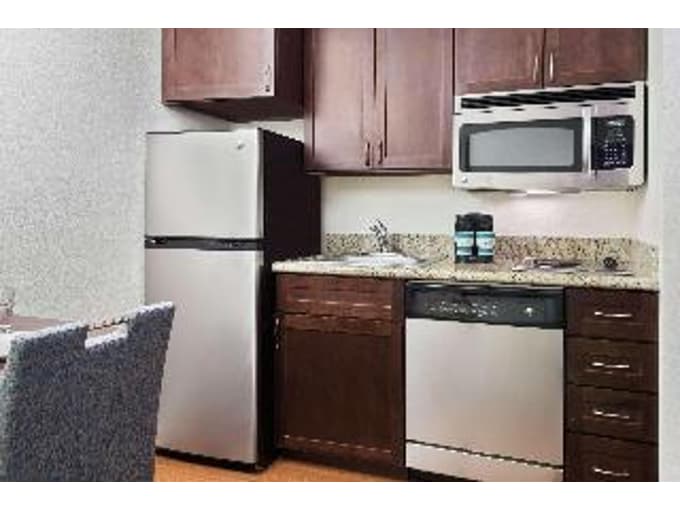 Homewood Suites by Hilton Charlotte North Univ Research - photo 10