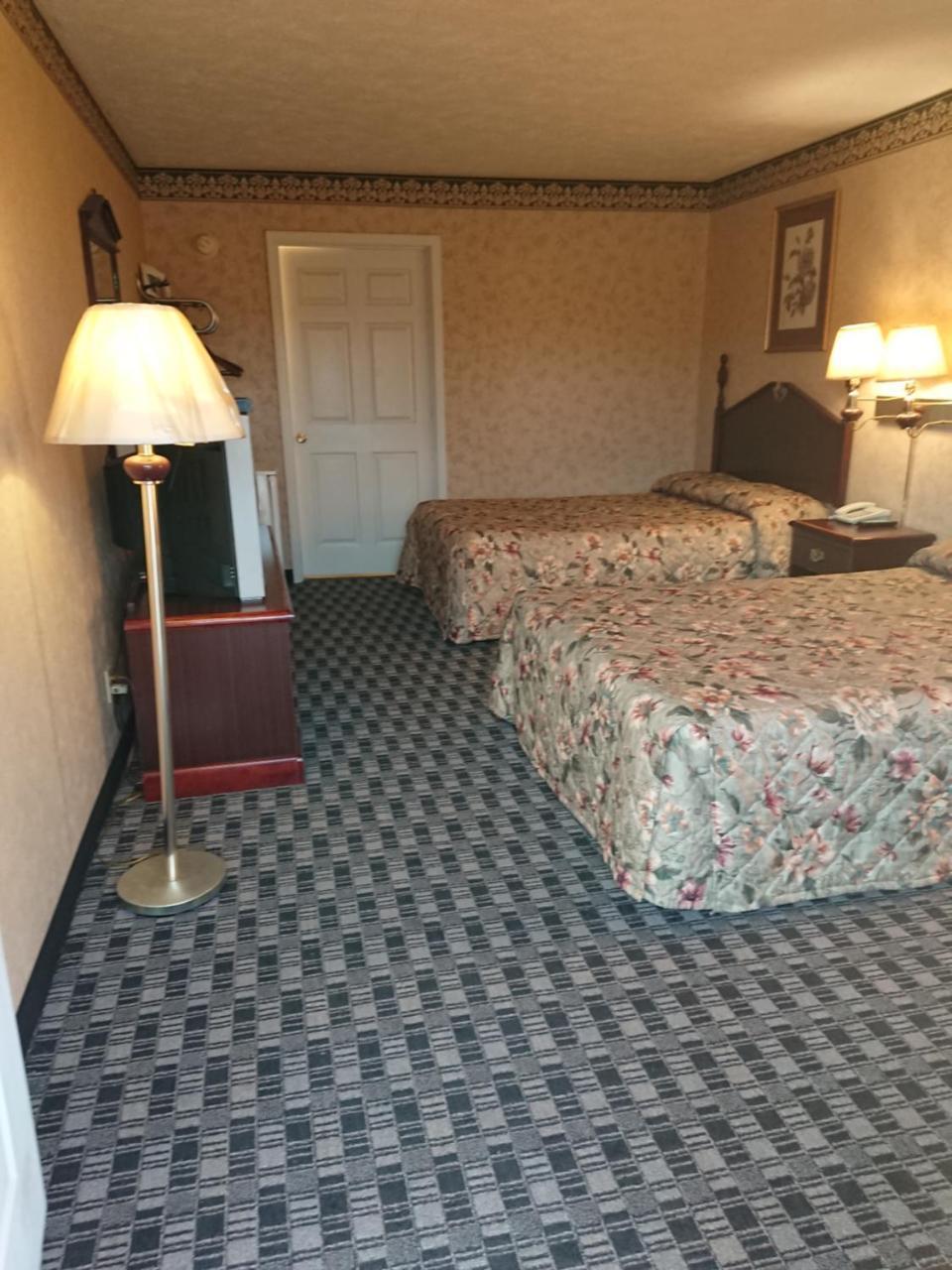 Stone Brook Inn - photo 17