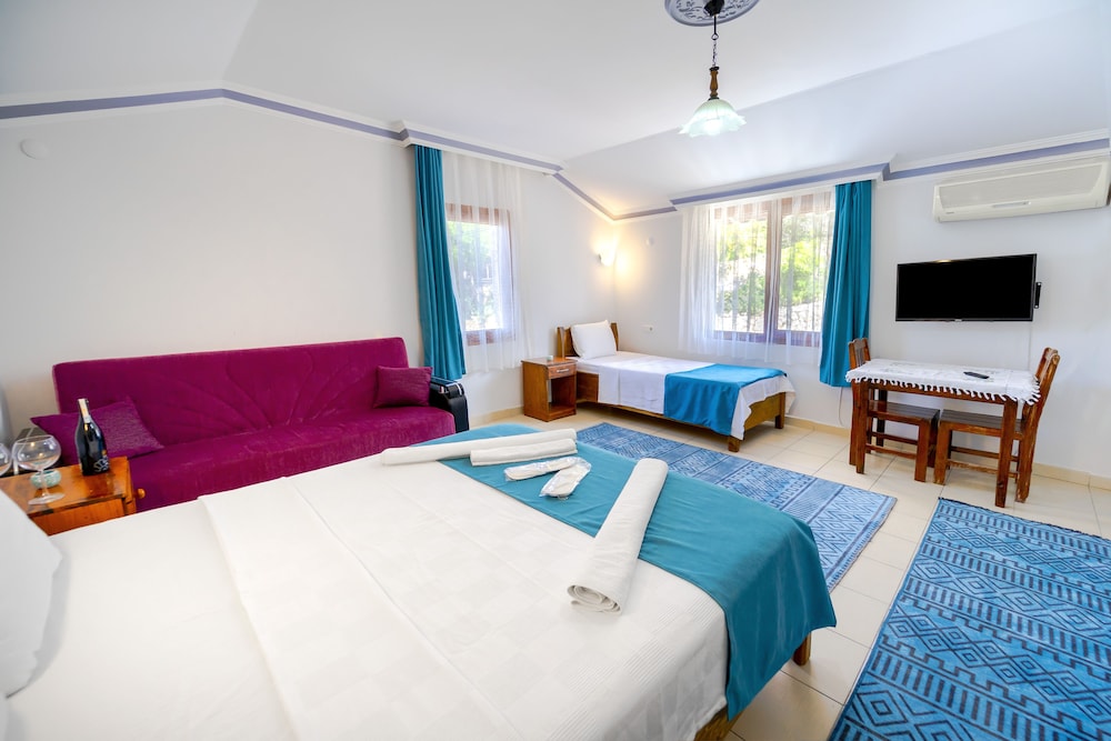 Flower Pension Hotel — Kas — photo 5