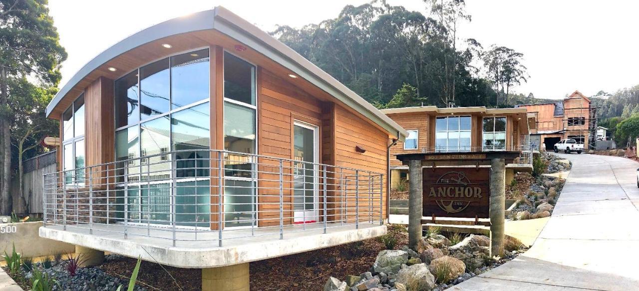 Anchor Inn Pacifica - photo 22