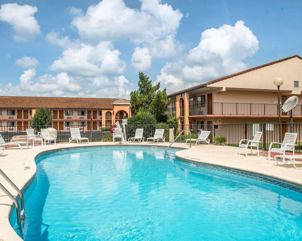 Quality Inn Marianna South - photo 21