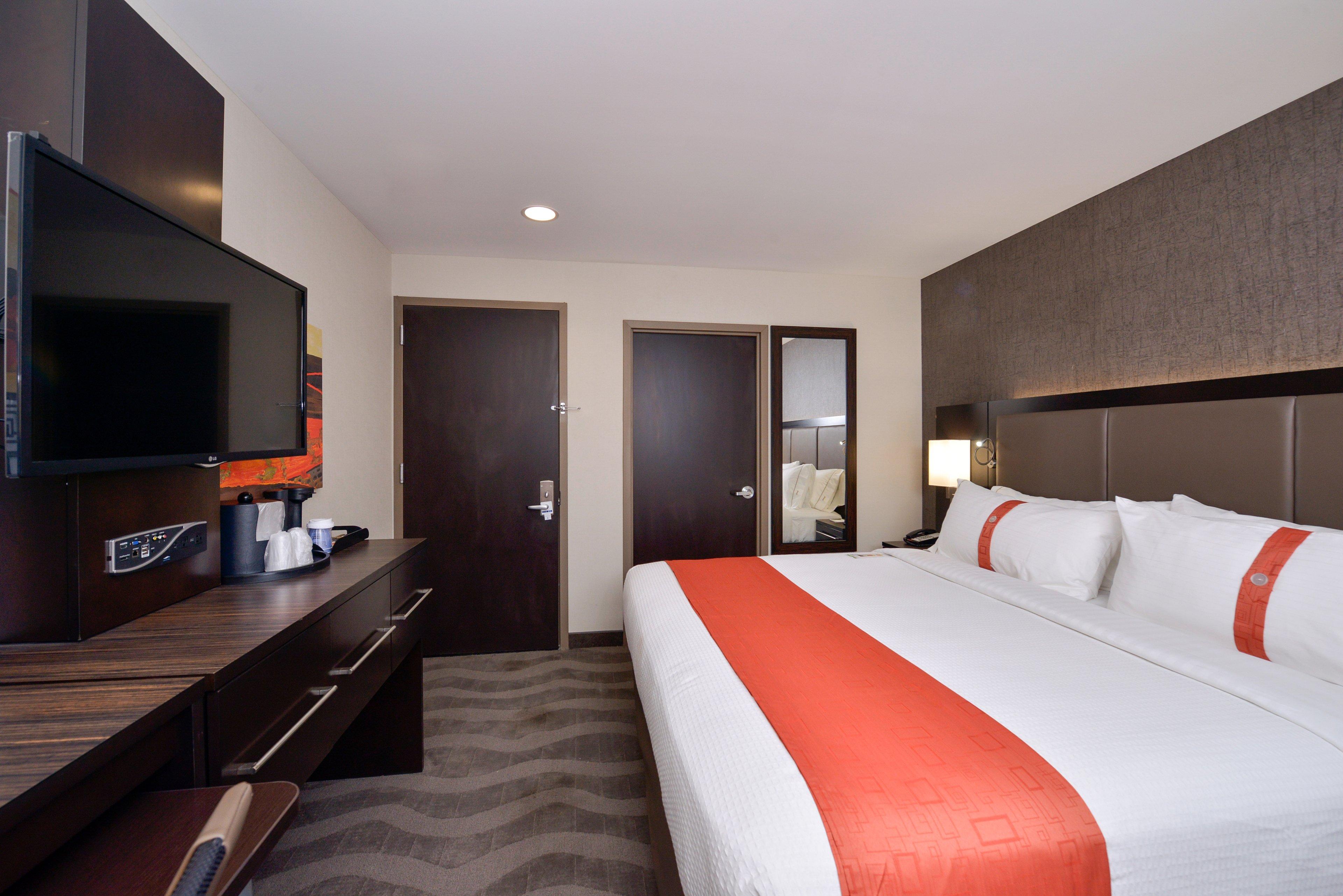 Holiday Inn New York JFK Airport Area - photo 8