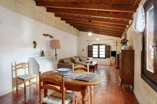 Casa El Drago — 4-Star Luxury Hotel in Lomo De Arico, Spain