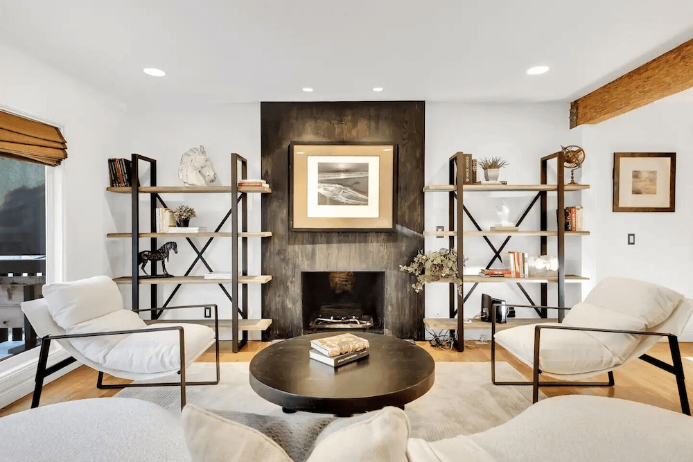 Dos Palos by Avantstay Mod Hollywood Sanctuary - photo 17