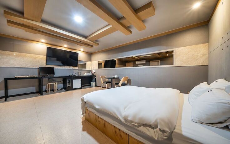 Suwon Thema in Suwon, South Korea