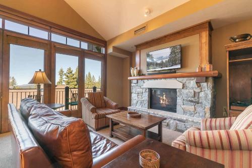 Iron Horse Lodge North 307 by East West Hospitality — 4-Star Luxury Hotel in Truckee, United States