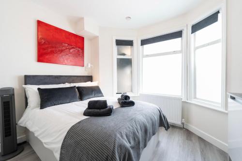 Boutique Studios by Luxestays Fulham Broadway — 4-Star Luxury Hotel in London, United Kingdom