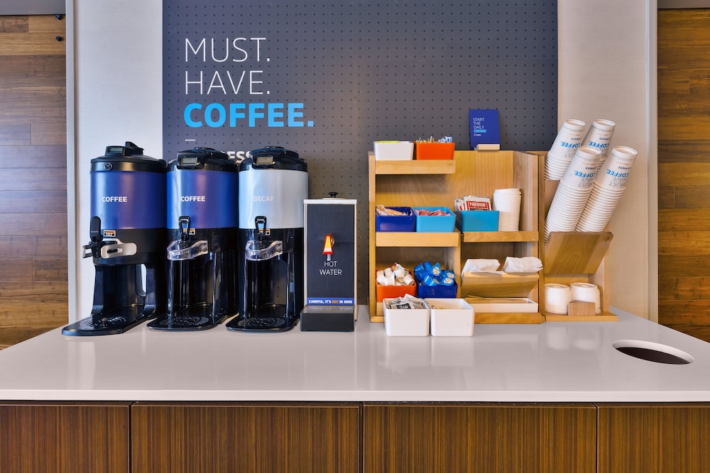 Holiday Inn Express Waldorf by IHG - photo 10