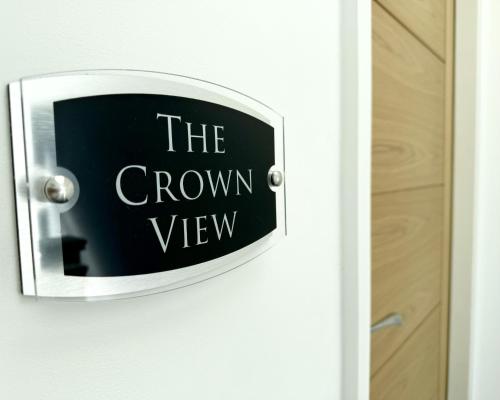 The Crown View Luxury Apartment Free Parking Nearby