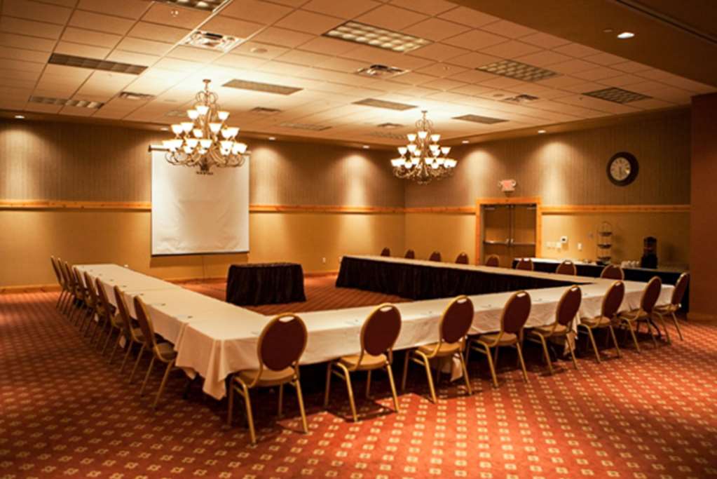 Sleep Inn & Suites Conference Center Eau Claire North - photo 34