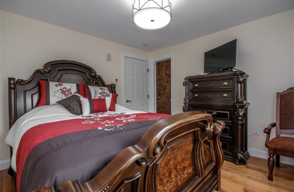 Cold Spring Hotel - photo 9