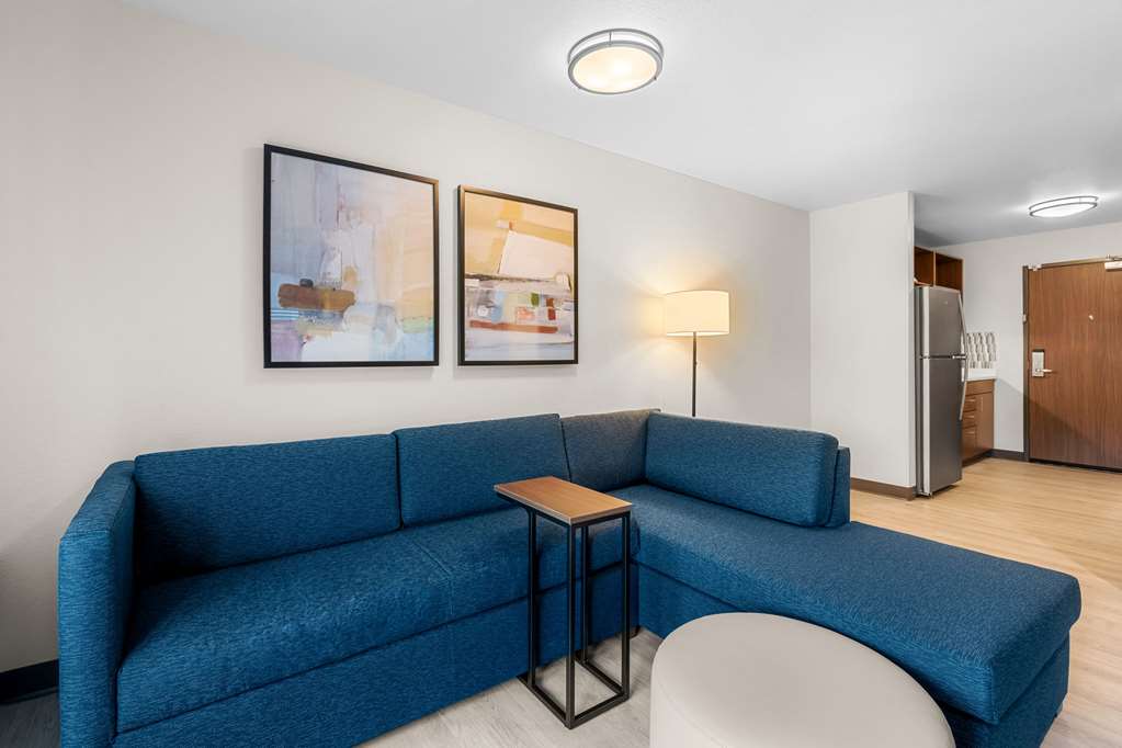 Everhome Suites Fayetteville near Fort Bragg - photo 24