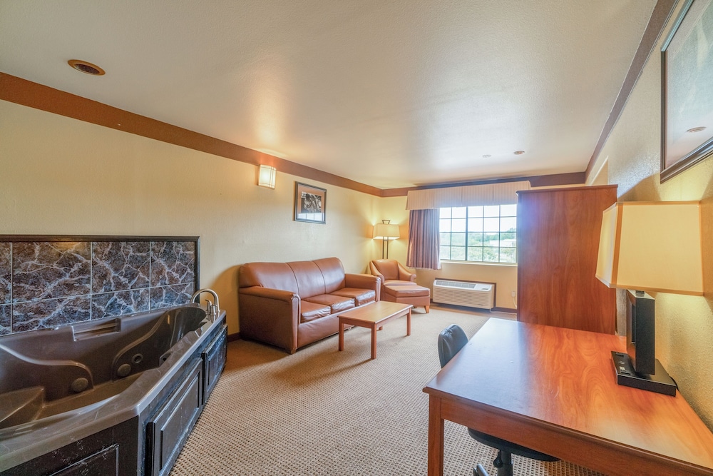 Texan Inn By Oyo Beeville Us 181 - photo 60