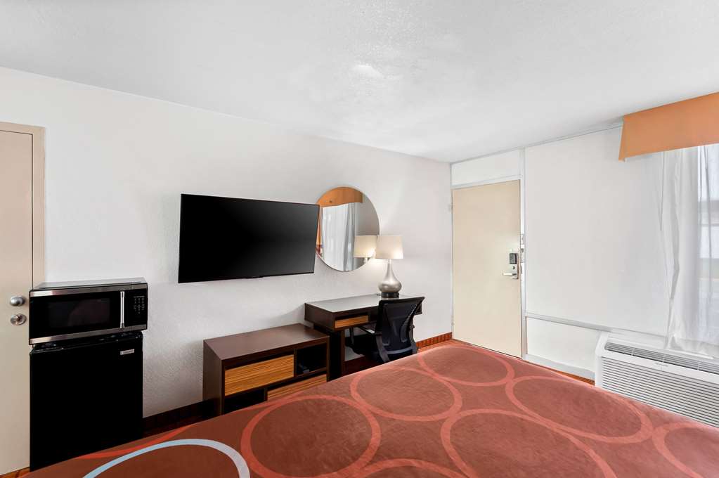 Super 8 by Wyndham Baton Rouge I 10 - photo 13