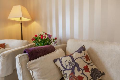 The Swan Apartment Free parking