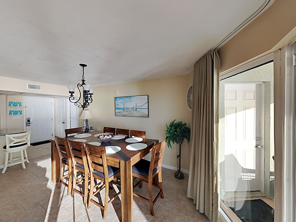 Long Beach Resort Tower II 3 Bedroom Apartment - featured photo