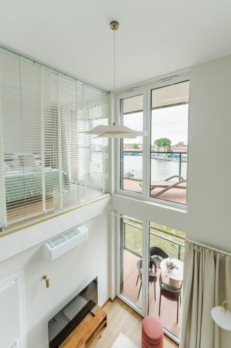 Penthouse Lighthouse Mrzeżyno SurfingBird — 4-Star Luxury Hotel in Mrzezyno, Poland