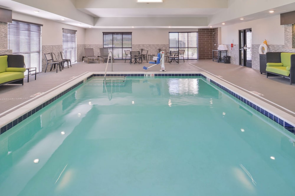 Hampton Inn & Suites Altoona Des Moines - photo 47