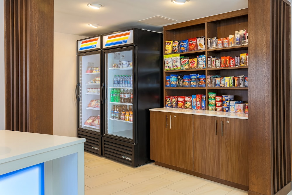 Holiday Inn Express Milwaukee West Medical Center by IHG - photo 33
